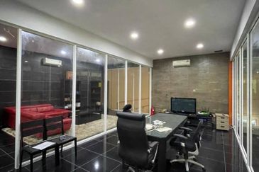 Nusa Cemerlang Industrial Park