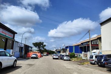 Kawasan Perindustrian Mount Austin