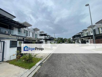 Maya Height , Seri Alam , 2 Storey , Renovated Unit , Johor, Masai