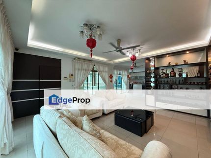 Sutera Utama , Sutera One , 3 Storey Semi D , Renovated , Johor, Skudai