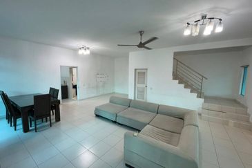 Caryota Square , Setia Tropika , 2 Storey Corner 