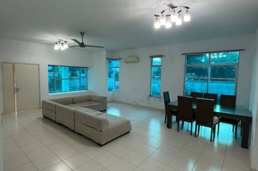 Caryota Square , Setia Tropika , 2 Storey Corner 