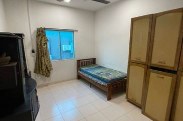 Caryota Square , Setia Tropika , 2 Storey Corner 