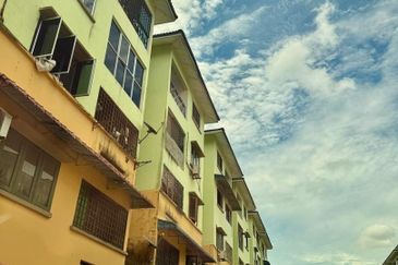 Lily & Jasmine Apartment