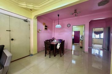 Lily & Jasmine Apartment