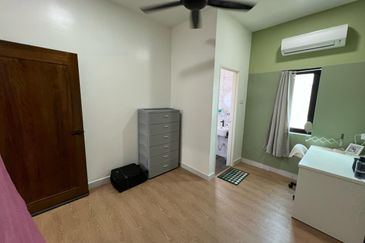 Areca Green , Setia Tropika , Double Storey Corner 