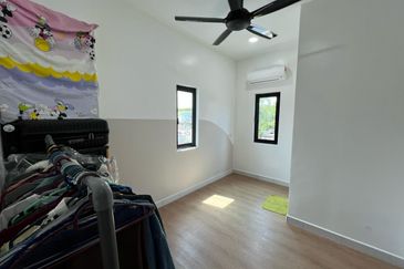 Areca Green , Setia Tropika , Double Storey Corner 