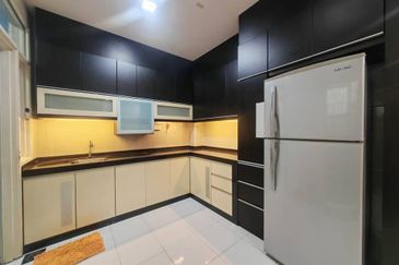 Areca Green , Setia Tropika , Double Storey , Renovated 