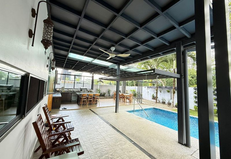 Setia Eco Garden , 2 Storey Semi D Corner , Swimming pool 