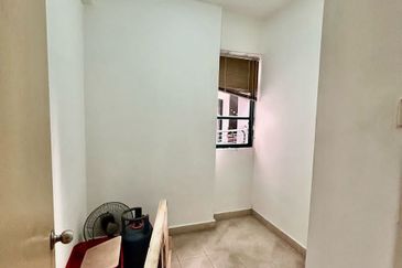 The Straits View, Bandar Baru Permas Jaya