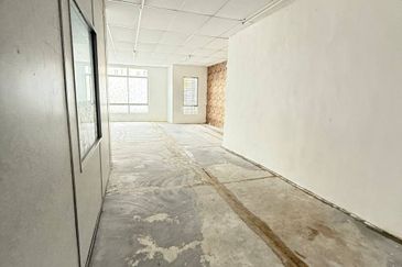 Larkin Idaman , 1st floor shoplot ,  Larkin 