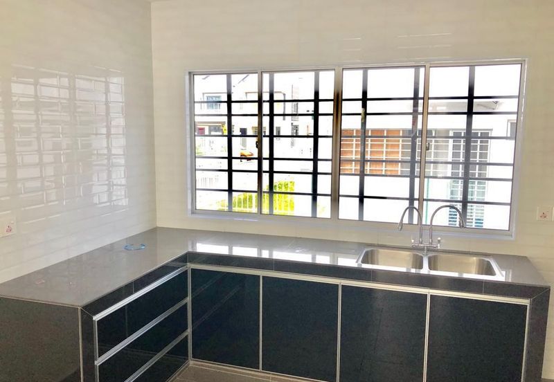 Meridin East The Greenway & The Eden