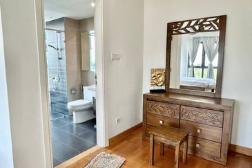 Teega Suites @ Puteri Harbour