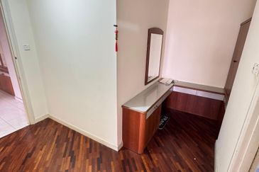 The Straits View, Bandar Baru Permas Jaya