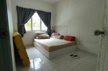 Bistari Impian Apartment @ Larkin