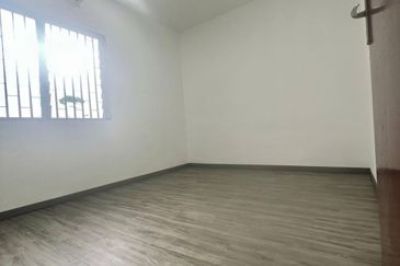 Flat Bandar Selesa Jaya