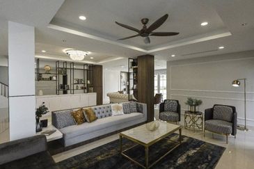 JB Town , Straits View , Double Storey Bungalow