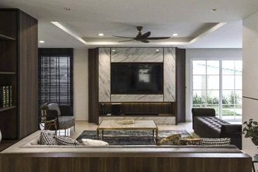 JB Town , Straits View , Double Storey Bungalow