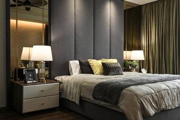 JB Town , Straits View , Double Storey Bungalow