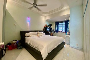 Taman Nong Chik Heights