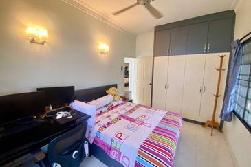 Taman Nong Chik Heights