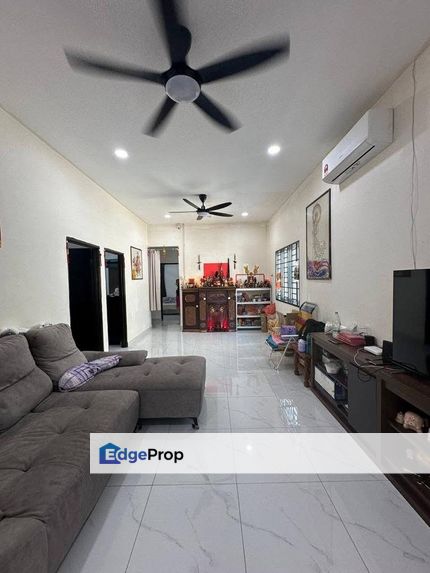 Megah Ria , Single Storey Semi D , Renovated , Johor, Masai