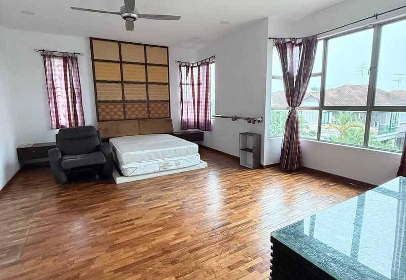 Taman Austin Heights