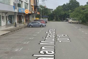 Taman Mount Austin Commercial