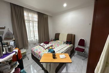 Johor Jaya , Rosmerah Heights , 2 Storey Bungalow 