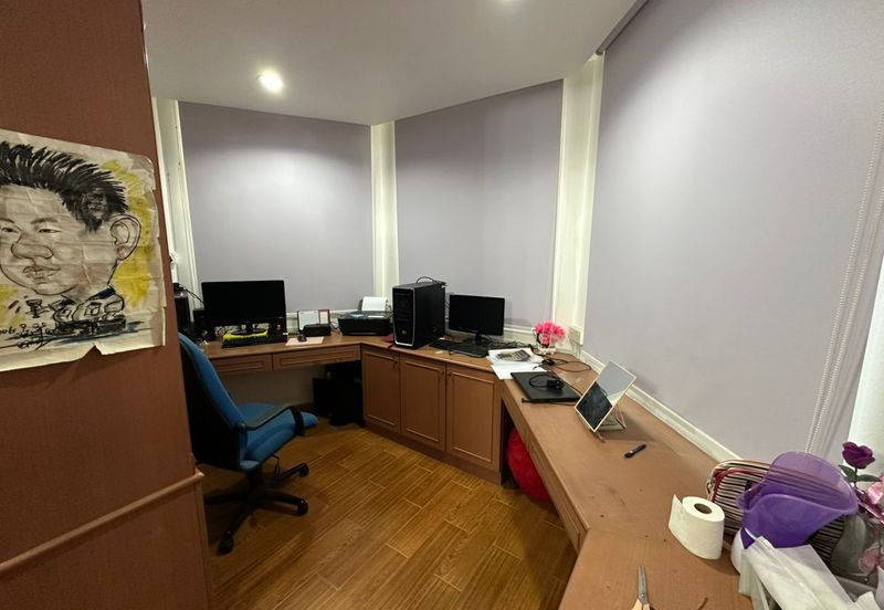 Johor Jaya , Rosmerah Heights , 2 Storey Bungalow 