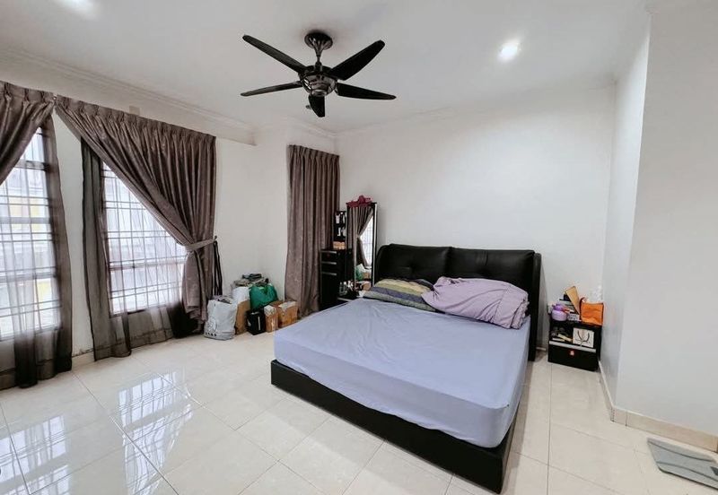 Taman Austin Perdana