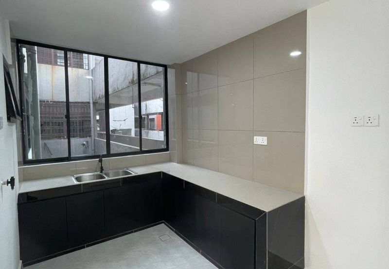 Taman Pulai Utama Flat