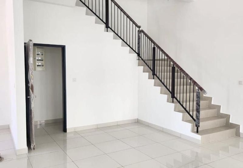 Impian Akasia , Impian Emas , 2 Storey Cluster 