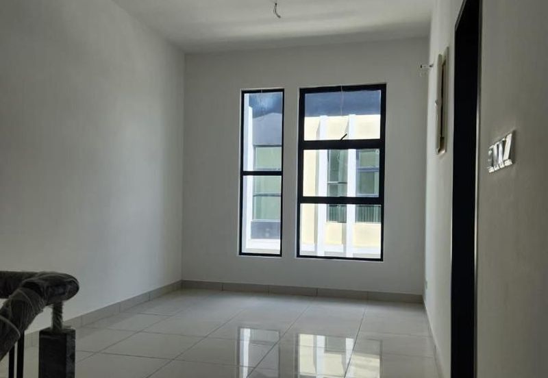 Impian Akasia , Impian Emas , 2 Storey Cluster 