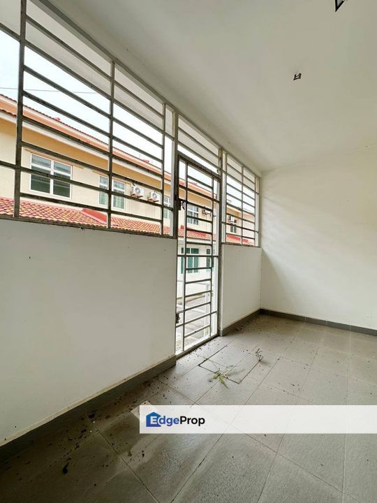 Taman Sri Penawar , 2 Storey , Bandar Penawar, Johor, Kota Tinggi