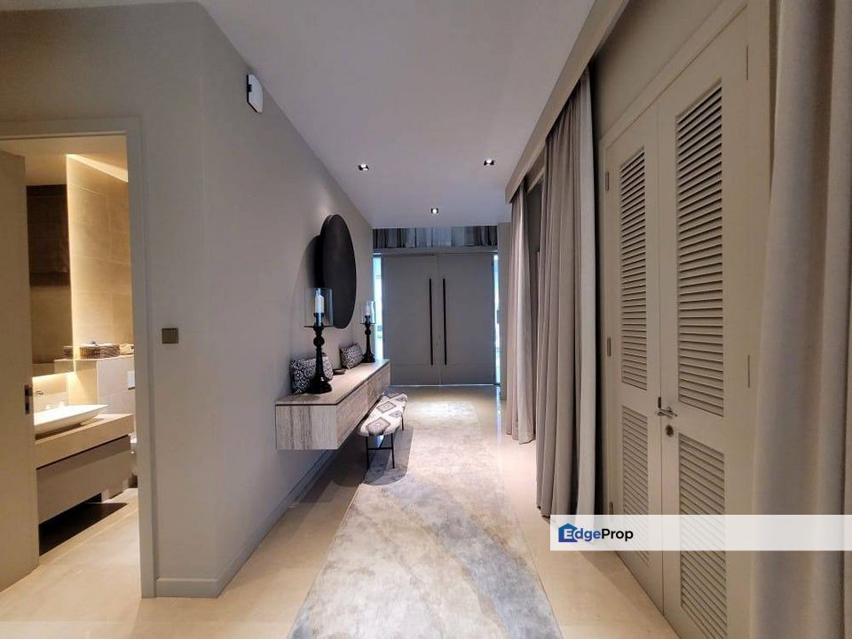 Emerald Bay , 3 Storey Waterfront Villa , Johor, Johor Bahru