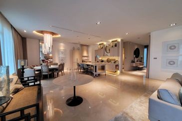 Emerald Bay @ Puteri harbour