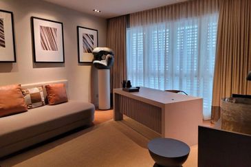 Emerald Bay @ Puteri harbour