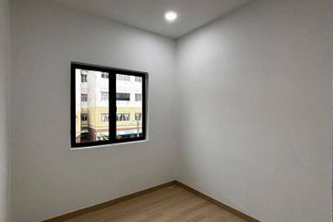 Taman Flora Heights Flat