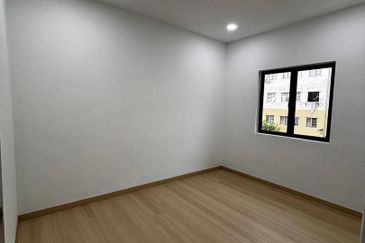 Taman Flora Heights Flat