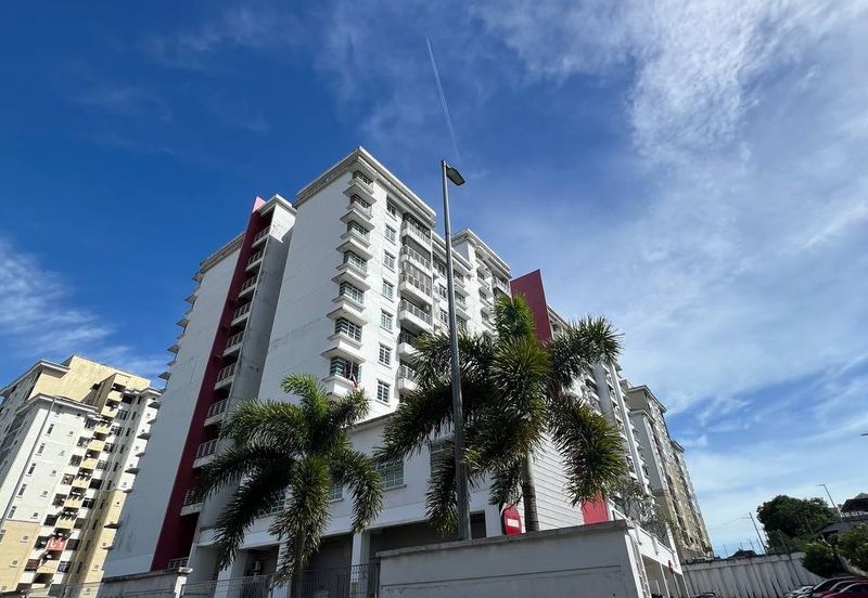 D'Larkin Residence (Delima Larkin)