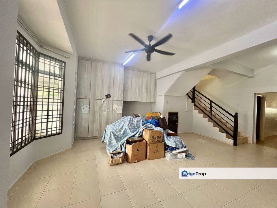 Bukit Tiram , Double Storey , Renovated , Johor, Ulu Tiram