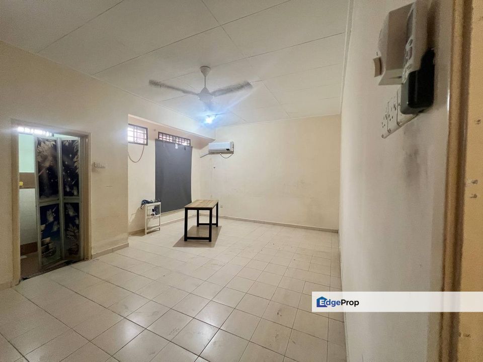 Bukit Tiram , Double Storey , Renovated , Johor, Ulu Tiram