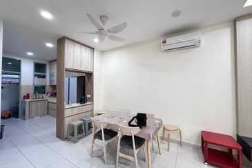 Camellia , Pulai Mutiara , Double Storey 