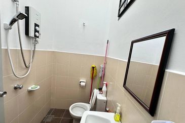 Camellia , Pulai Mutiara , Double Storey 