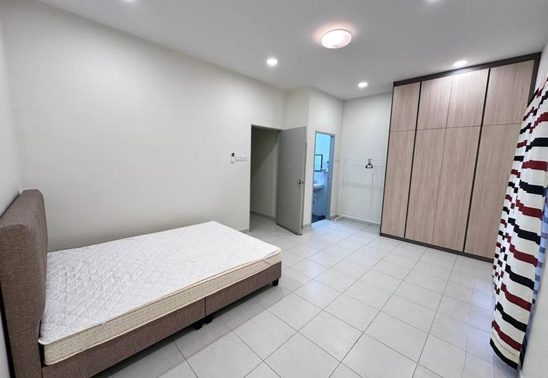 Camellia , Pulai Mutiara , Double Storey 