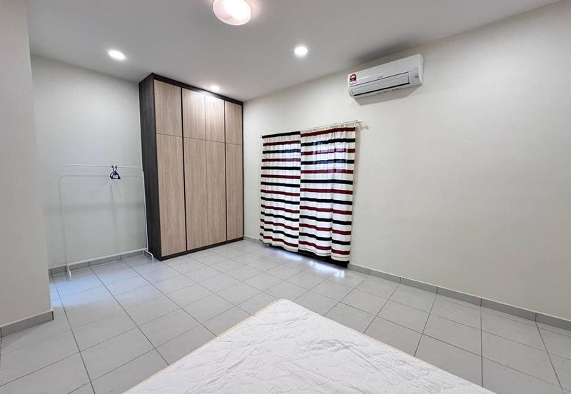 Camellia , Pulai Mutiara , Double Storey 