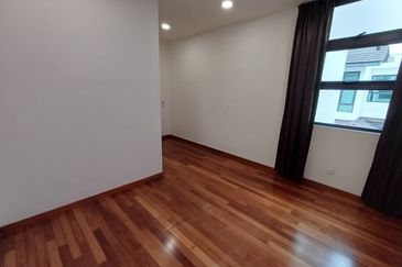 Featherstone @Eco Botanic