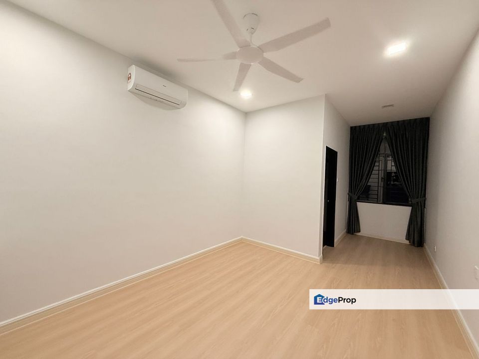 Molek Redang , Double Storey , Taman Molek, Johor, Johor Bahru