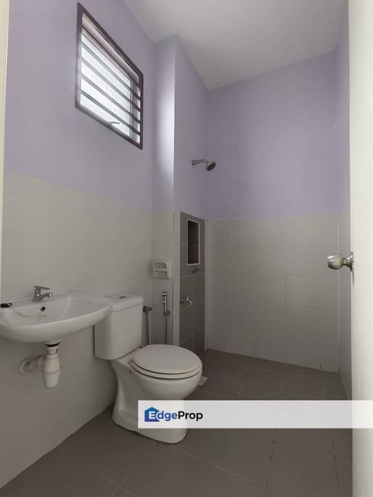 Maya Heights , 2.5 Storey , Bandar Seri Alam , Johor, Masai